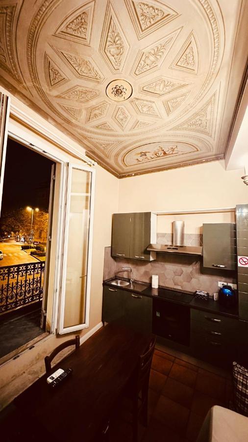Monolocale Incantevole Al Centro Di Bologna Esterno foto